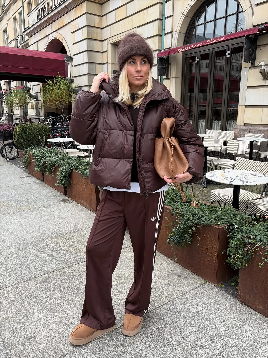 what are must-have fall outfits for 2026 Chocolate Brown Athleisure Becomes Surprisingly Elegant