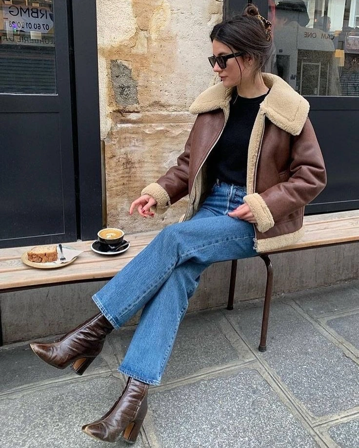 what are must-have fall outfits for 2026 Classic Aviator Jackets Never Go Out of Style