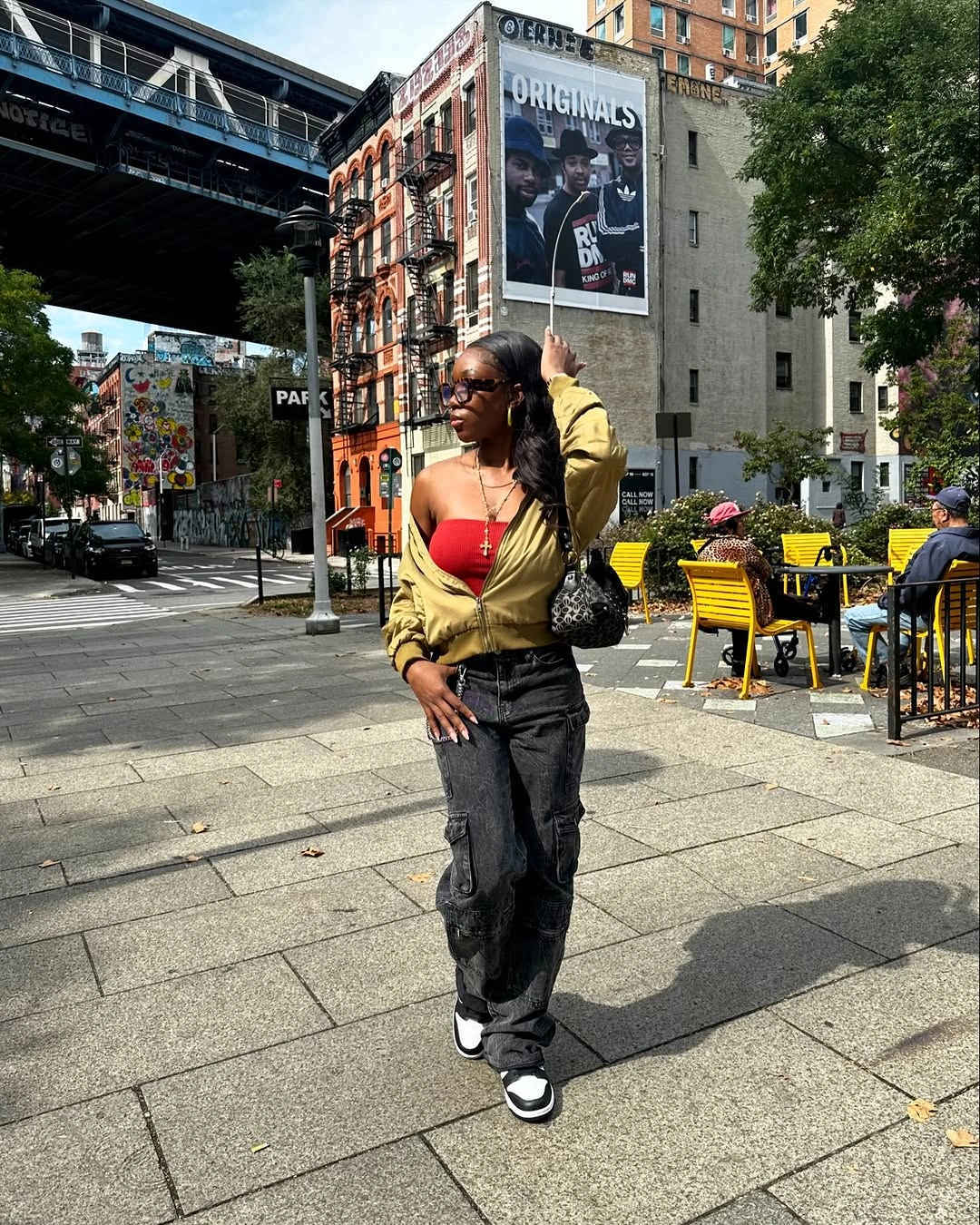 what are the best fall outfits for casual days? Sporty Layers With Cargo Jeans for City Days