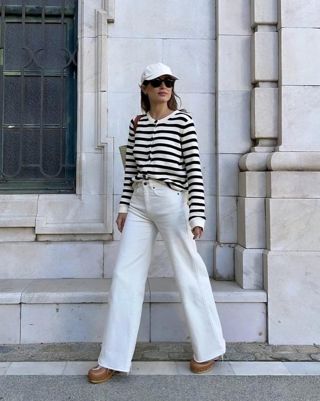 wide leg jeans outfit fall 2026 Parisian Stripes With Crisp White Wide-Leg Jeans