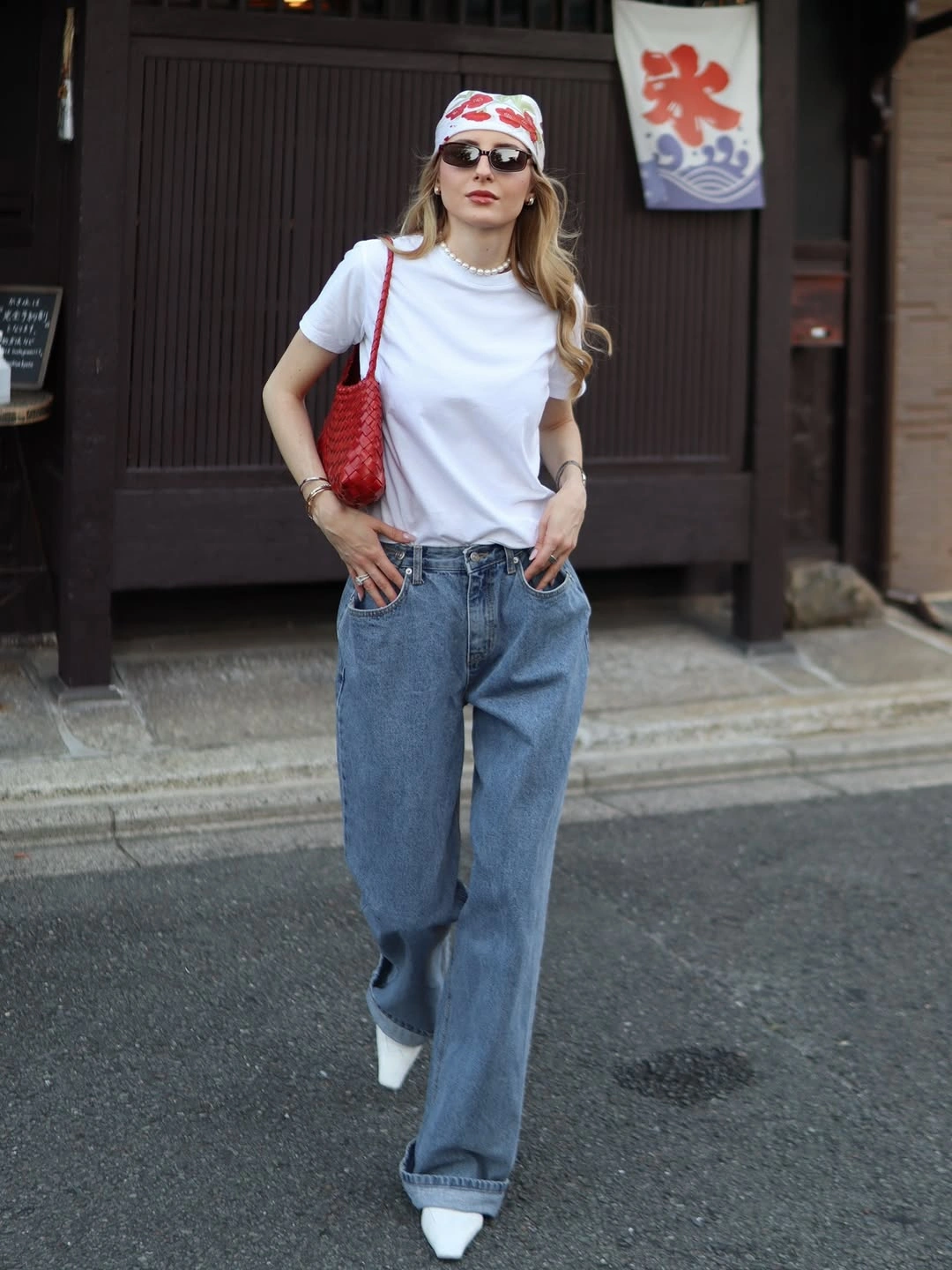 wide leg jeans outfit fall 2026 A Classic White Tee With a Pop of Red Personality