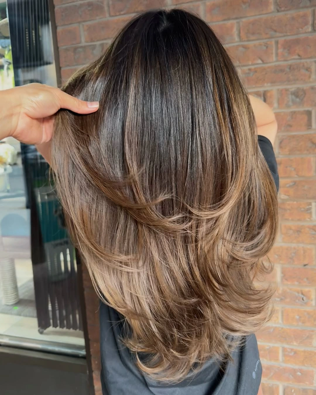Long brown layers with taupe beige and light bronde ribbons