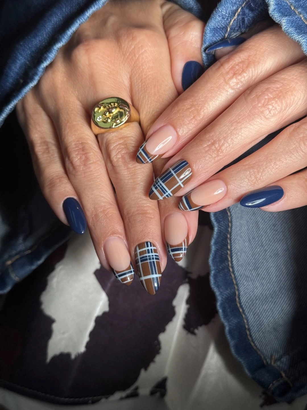 Navy and blush almond nails with small plaid panels