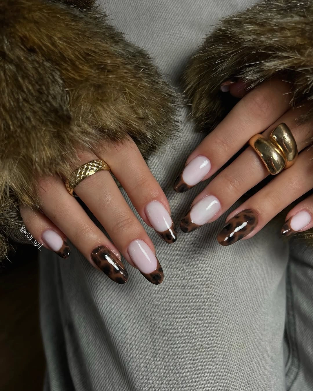 Mocha medium almond nails with mixed French tips
