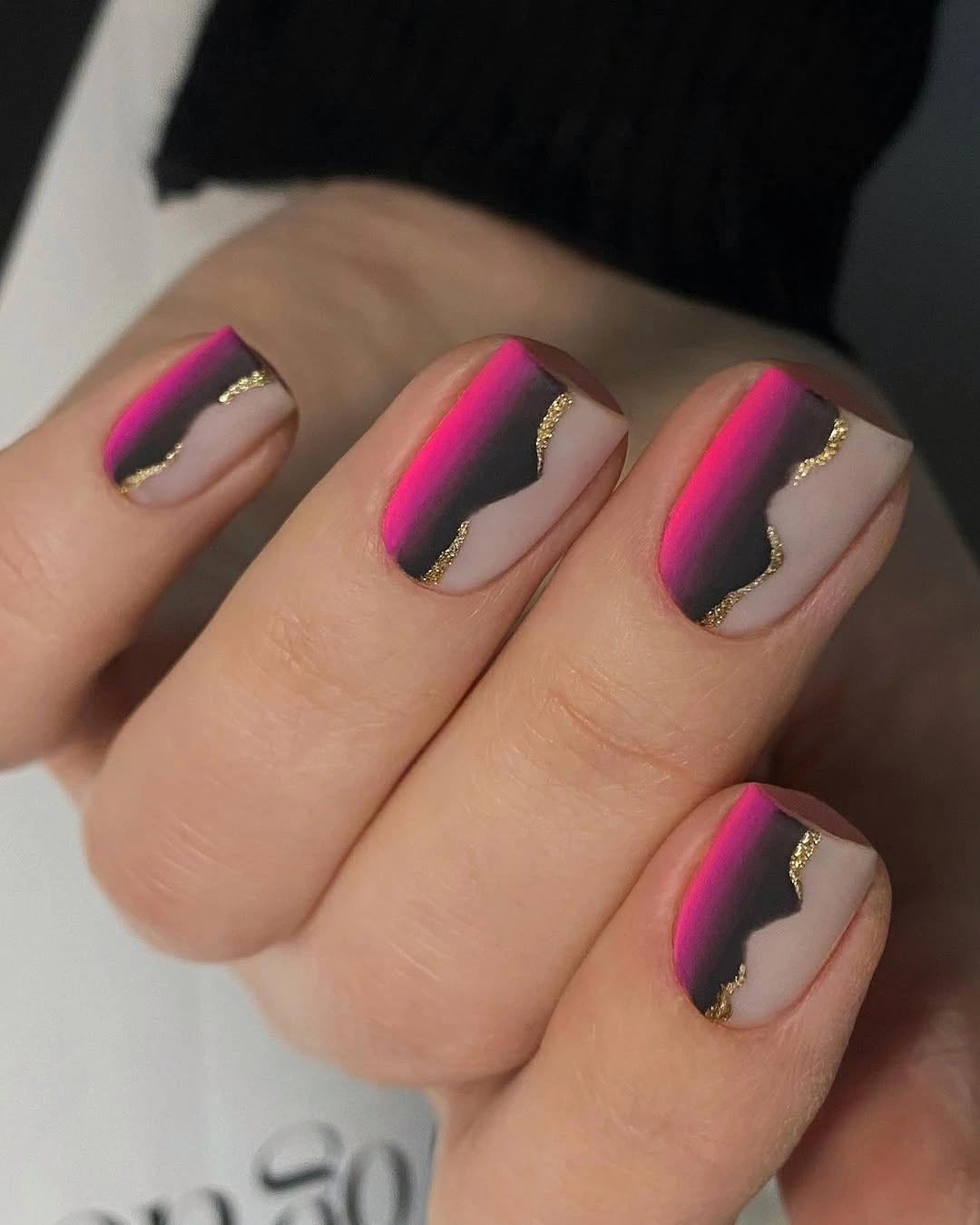 Medium square nails with chocolate brown wavy linework