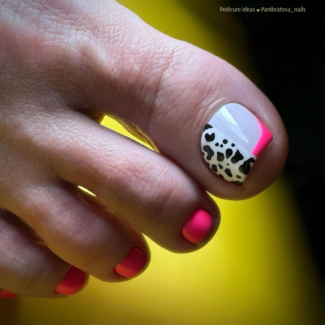Neon pink pedicure with animal print accent