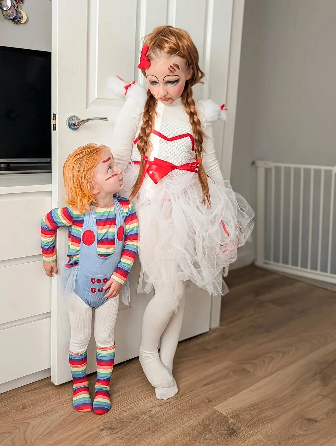 Children dressed as Chucky and Tiffany from Bride of Chucky