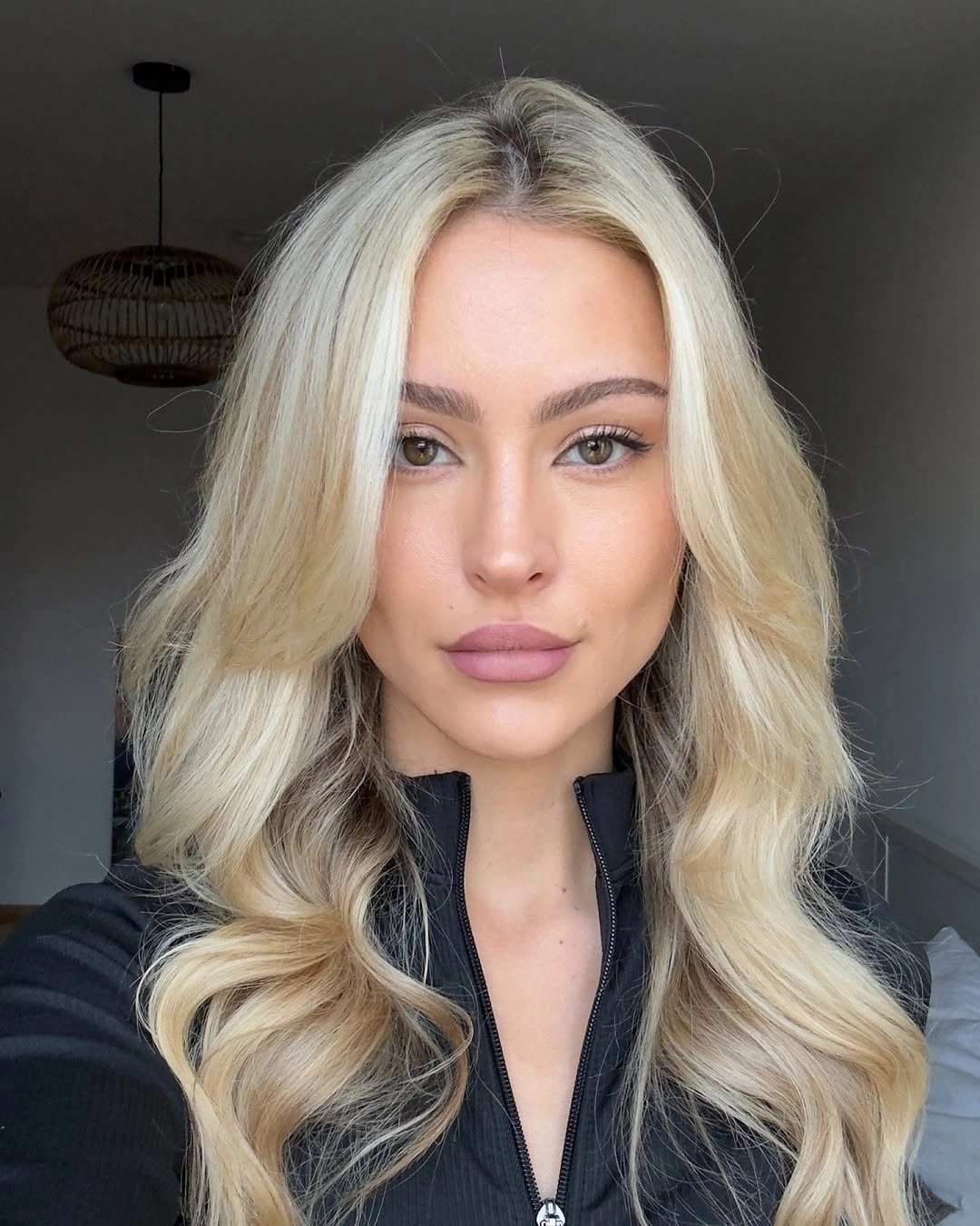 Long creamy blonde waves with darker lowlights