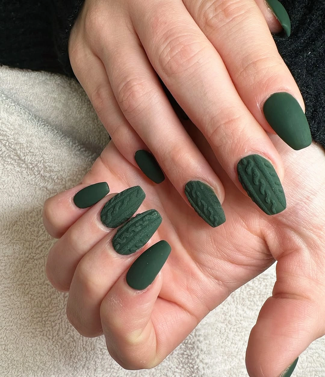 Matte forest green square nails with raised knit texture